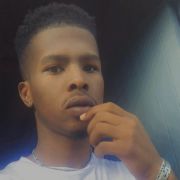 Nellow